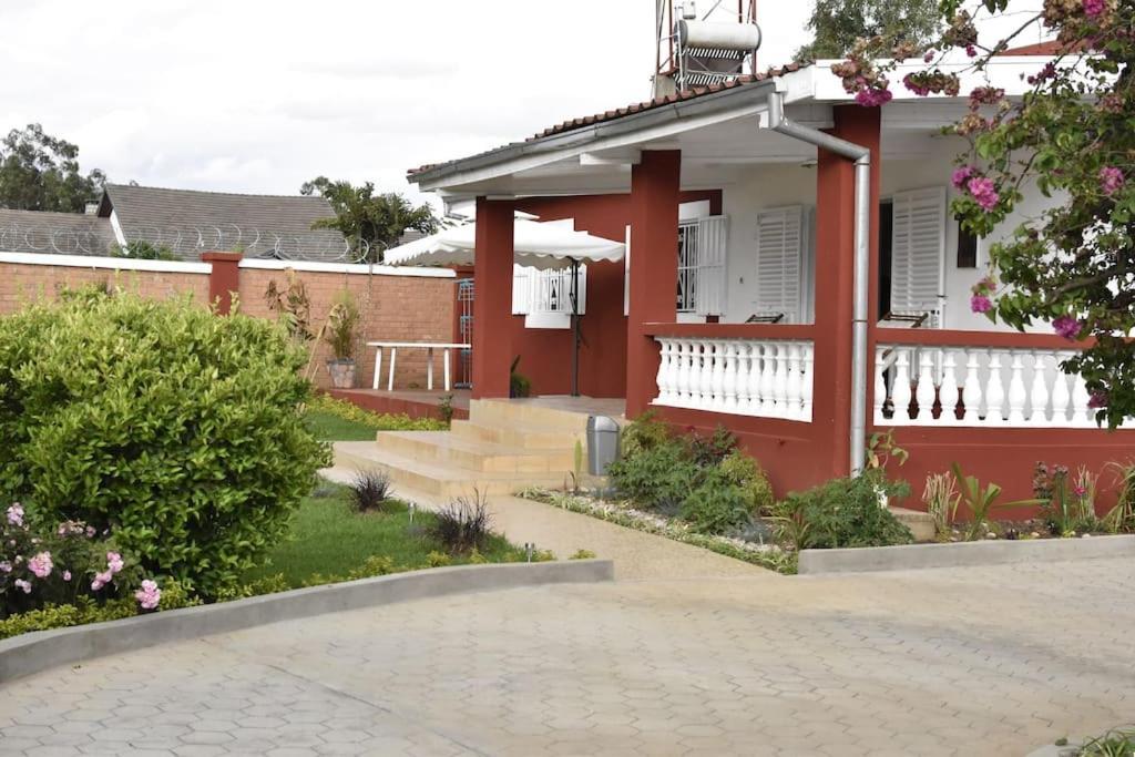 Villa Paisible Proche Des Rizieres Ανταναναρίβο Εξωτερικό φωτογραφία